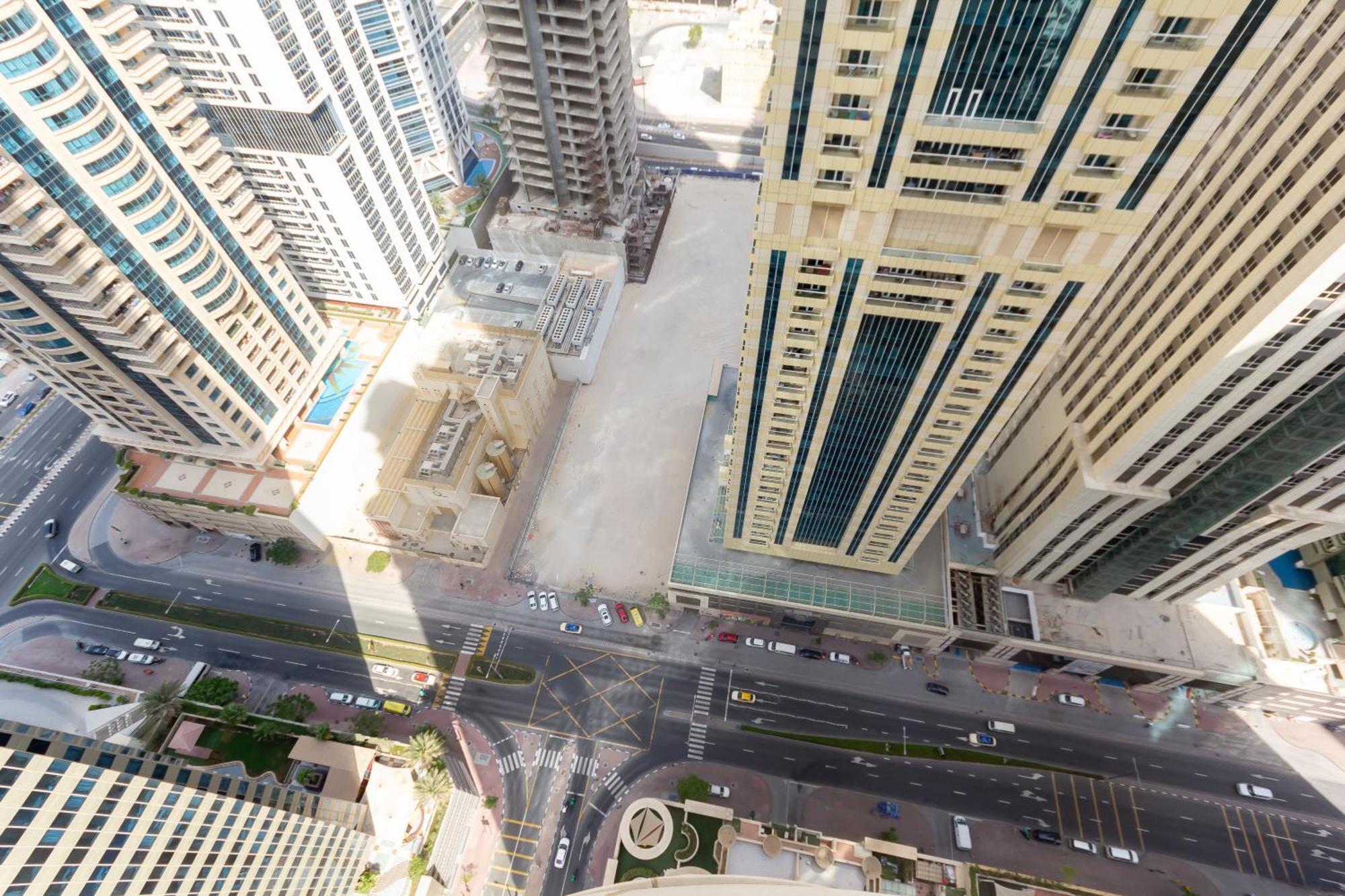 Nice Single Rooms For "Girls" Only In Dubai, Marina Exterior foto