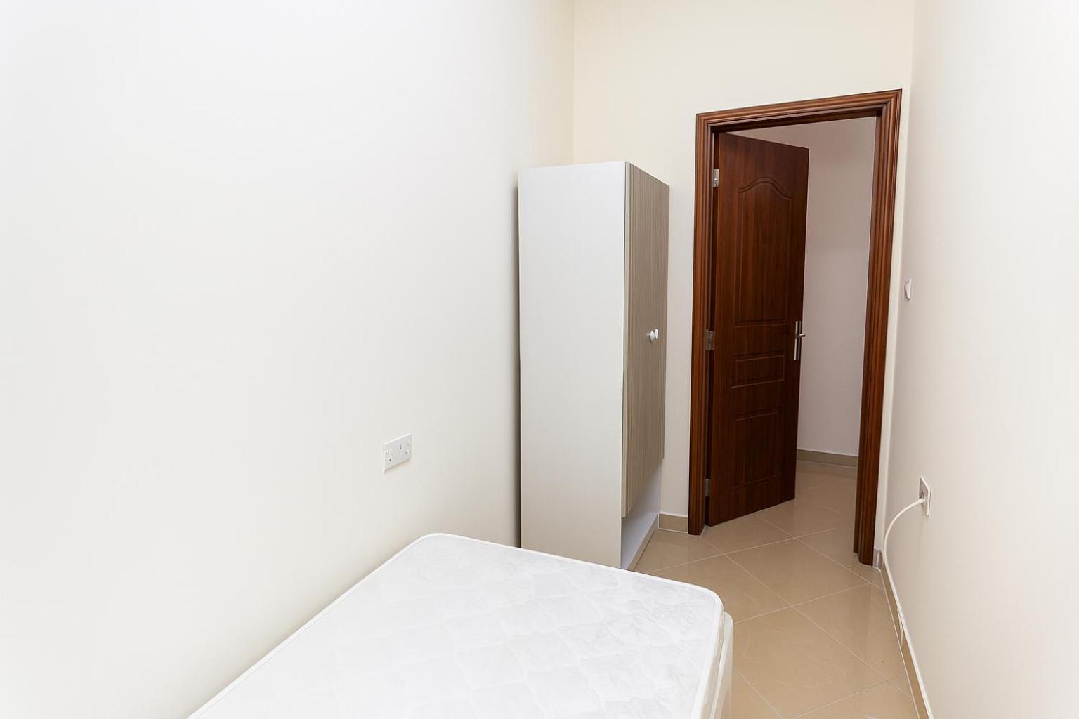 Nice Single Rooms For "Girls" Only In Dubai, Marina Exterior foto