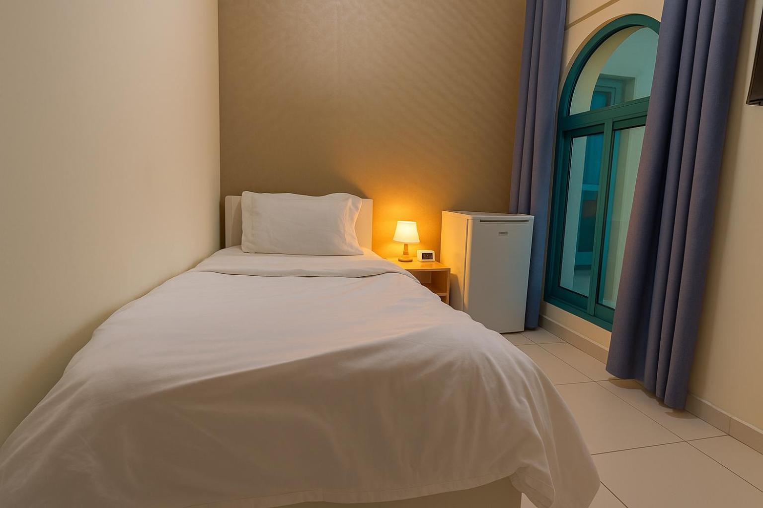 Nice Single Rooms For "Girls" Only In Dubai, Marina Exterior foto