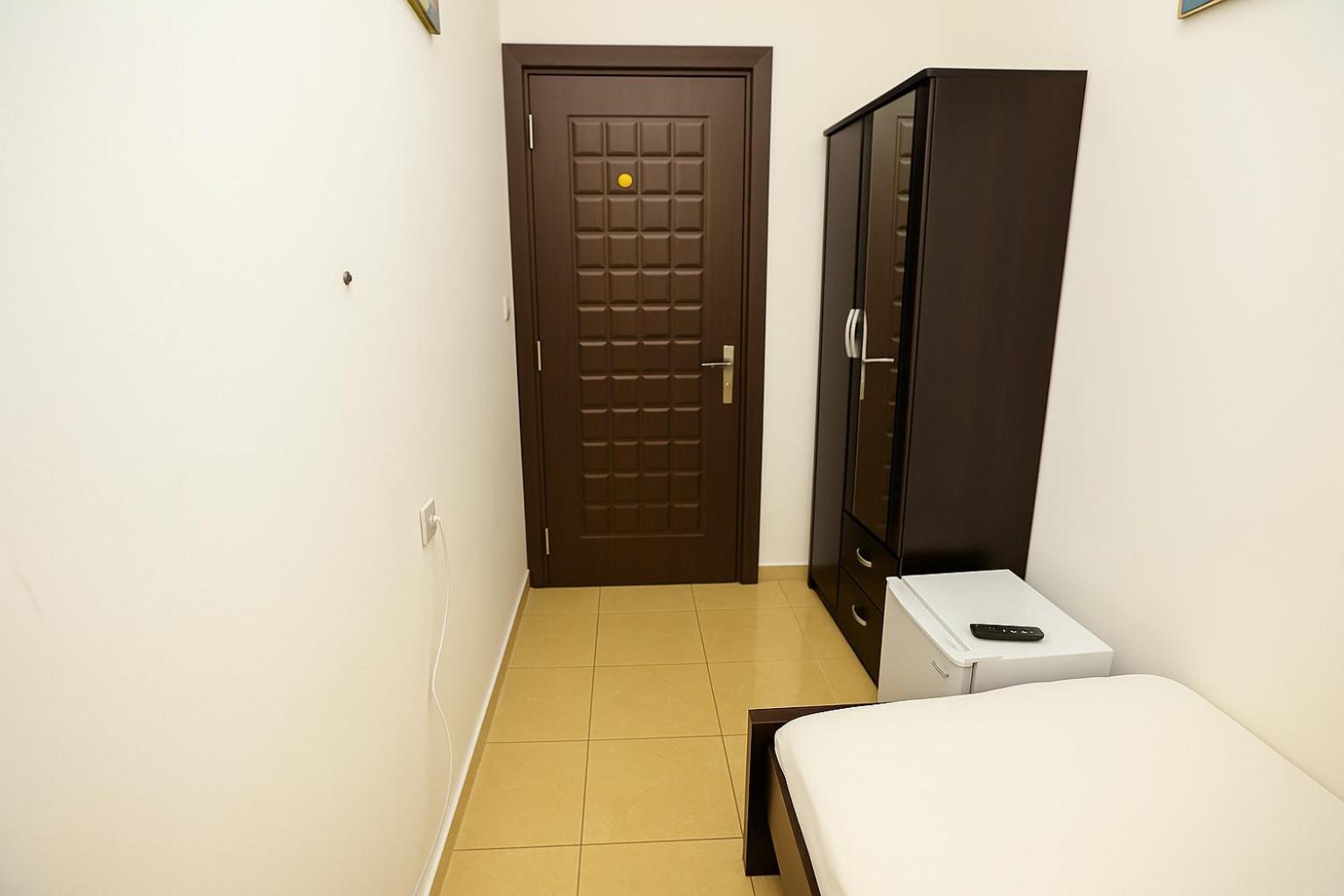 Nice Single Rooms For "Girls" Only In Dubai, Marina Exterior foto
