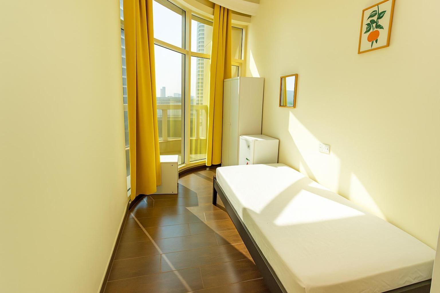 Nice Single Rooms For "Girls" Only In Dubai, Marina Exterior foto